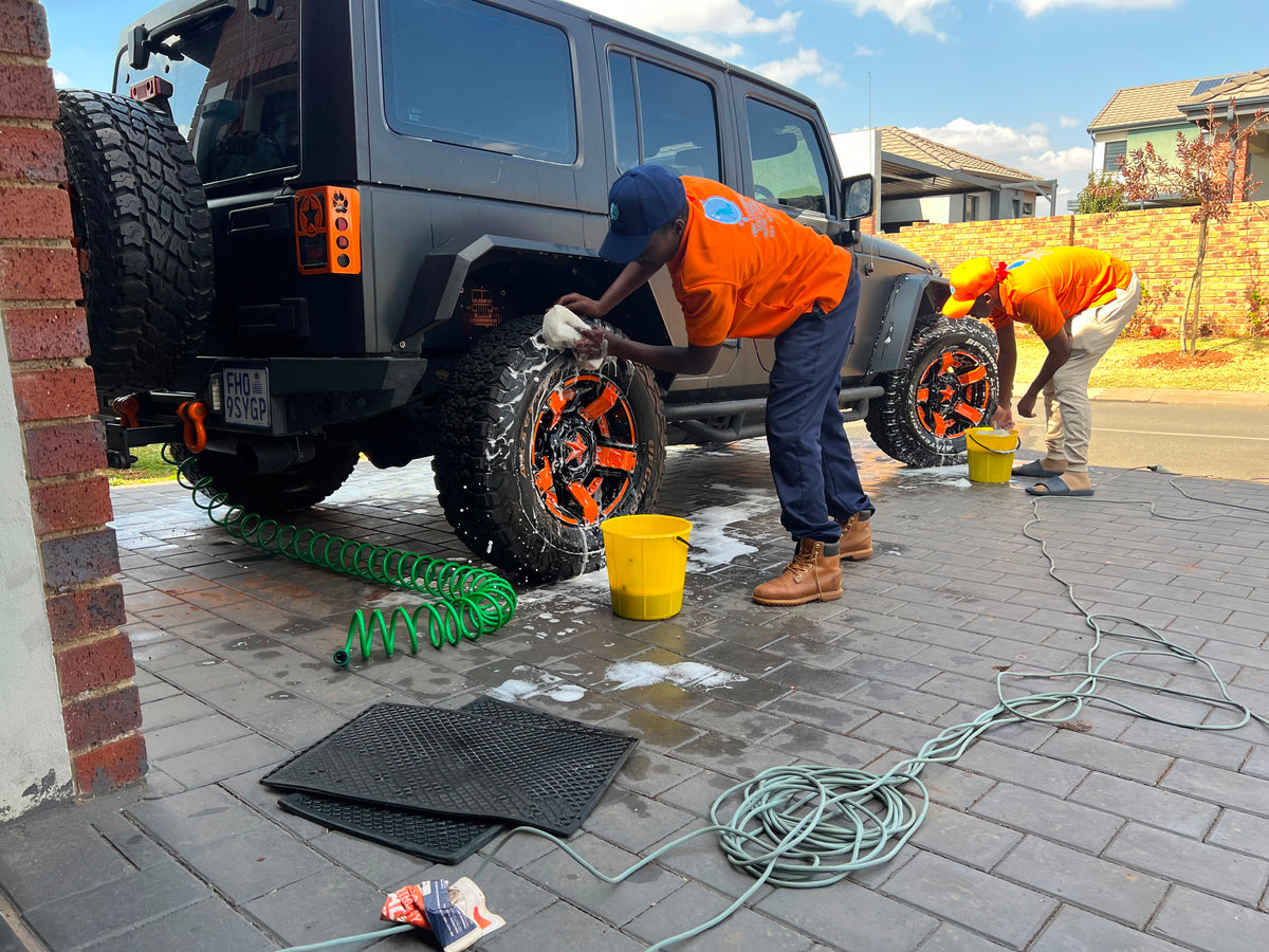 CAR DETAILING